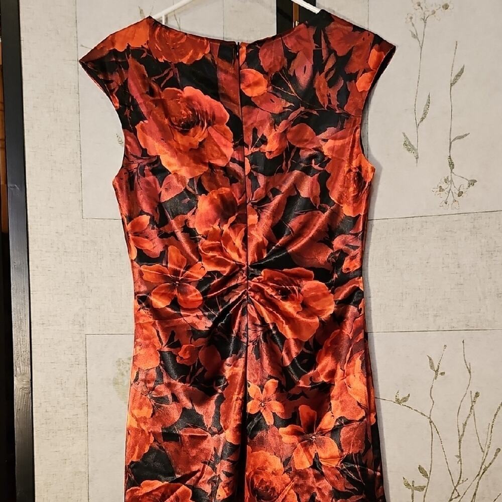Dressbarn Red and Black Sheath Midi Dress V-Neck Cap Sleeves - Picture 5 of 7
